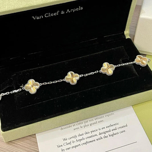 [Pearl Jewelrys]CLOVER 5 MOTIFS CHRISTMAS LIMITED EDITION BRACELET