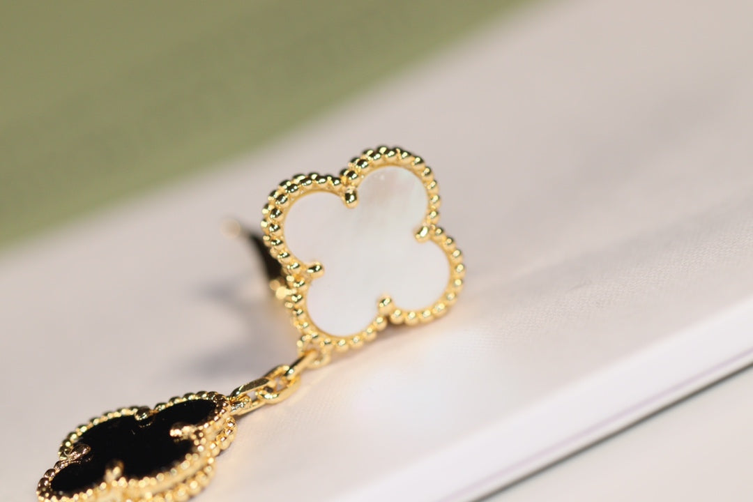 [Pearl Jewelrys]CLOVER EARRINGS GOLD ONYX MOP 3 MOTIF