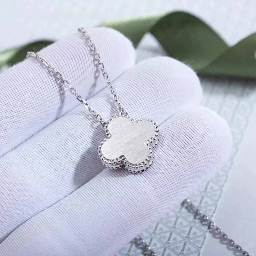 [Pearl Jewelrys]CLOVER  15MM DIAMOND LASER NECKLACE SILVER