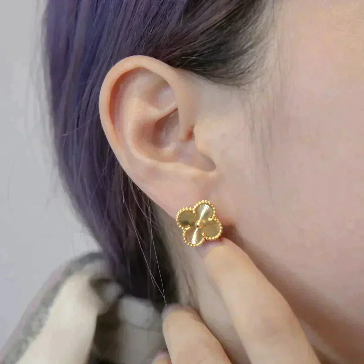 [Pearl Jewelrys]CLOVER MEDIUM 1 MOTIFS LASER EARRINGS