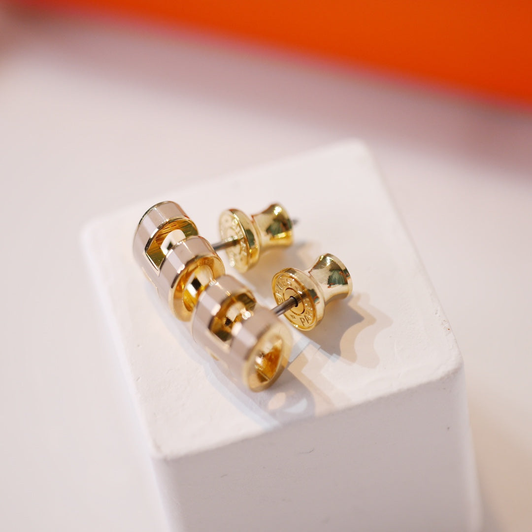 [Pearl Jewelrys]MINI POP H GOLD EARRINGS GREY