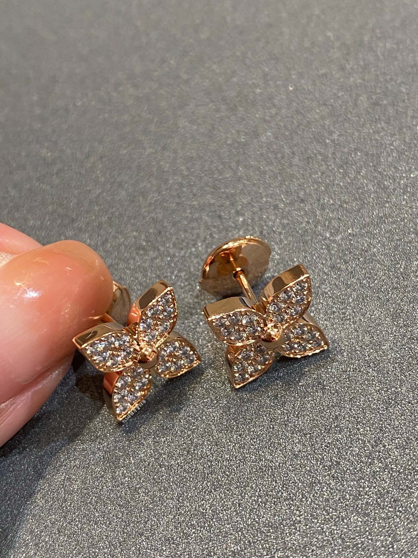 [Pearl Jewelrys]STAR DIAMOND EARRINGS