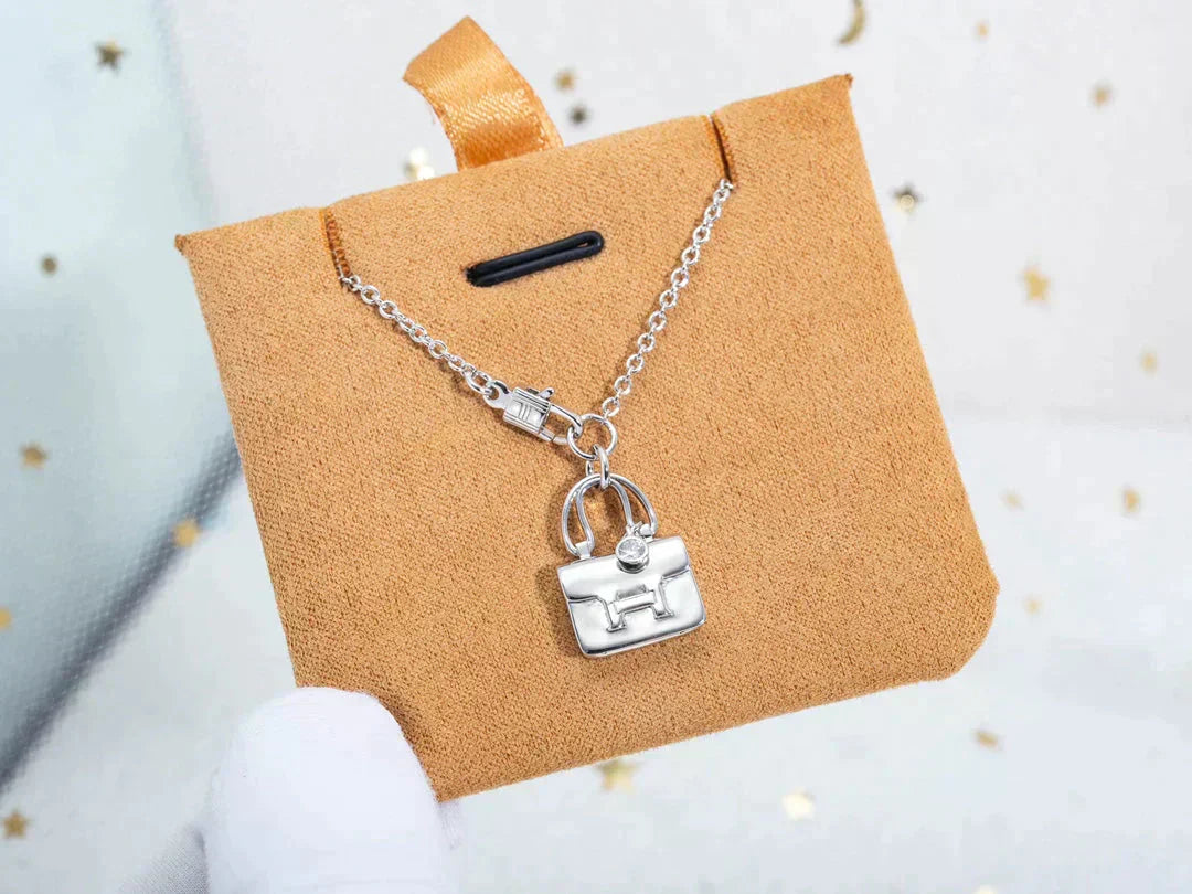 [Pearl Jewelrys]AMULETTE PEDANT SILVER NECKLACE