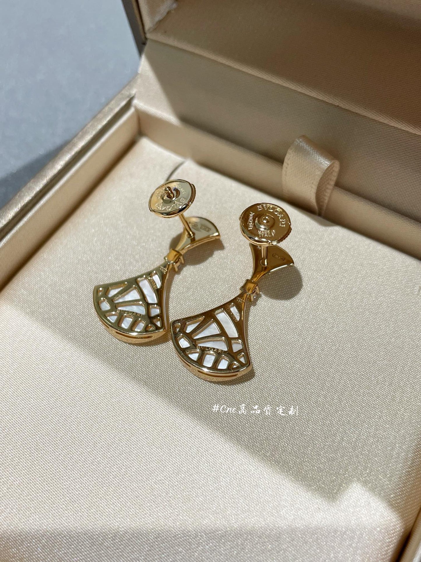 [Pearl Jewelrys]DREAM MOP 1 DIAMOND EARRINGS