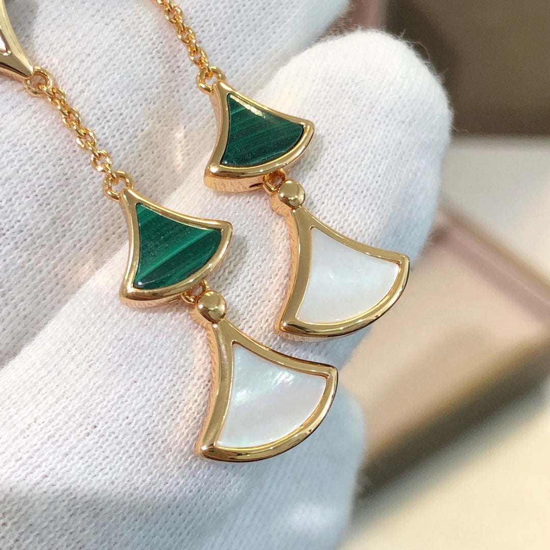 [Pearl Jewelrys]DREAM EARRINGS 3 MOTIFS MALACHITE MOP PINK GOLD