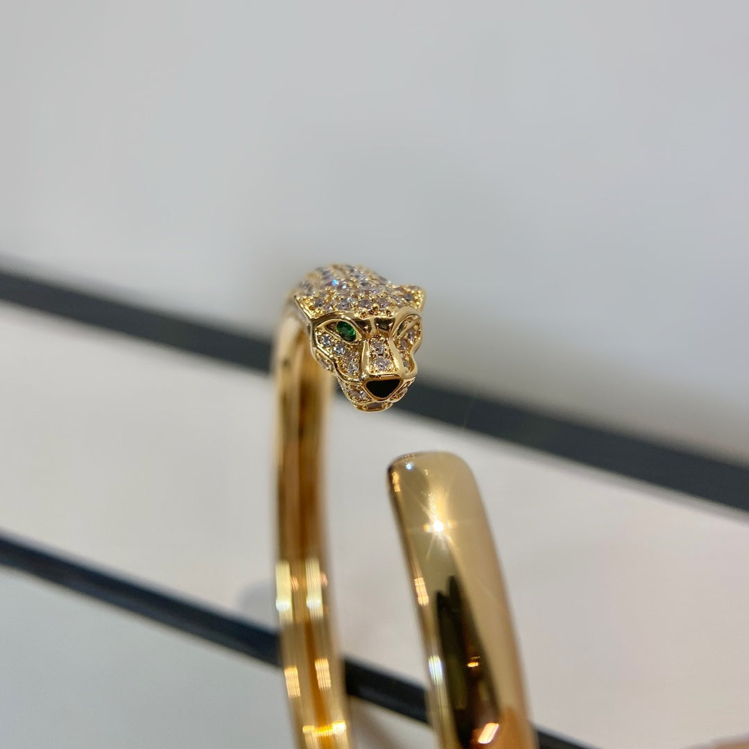 [Pearl Jewelrys]PANTHERE GOLD DIAMOND OPEN BRACELET