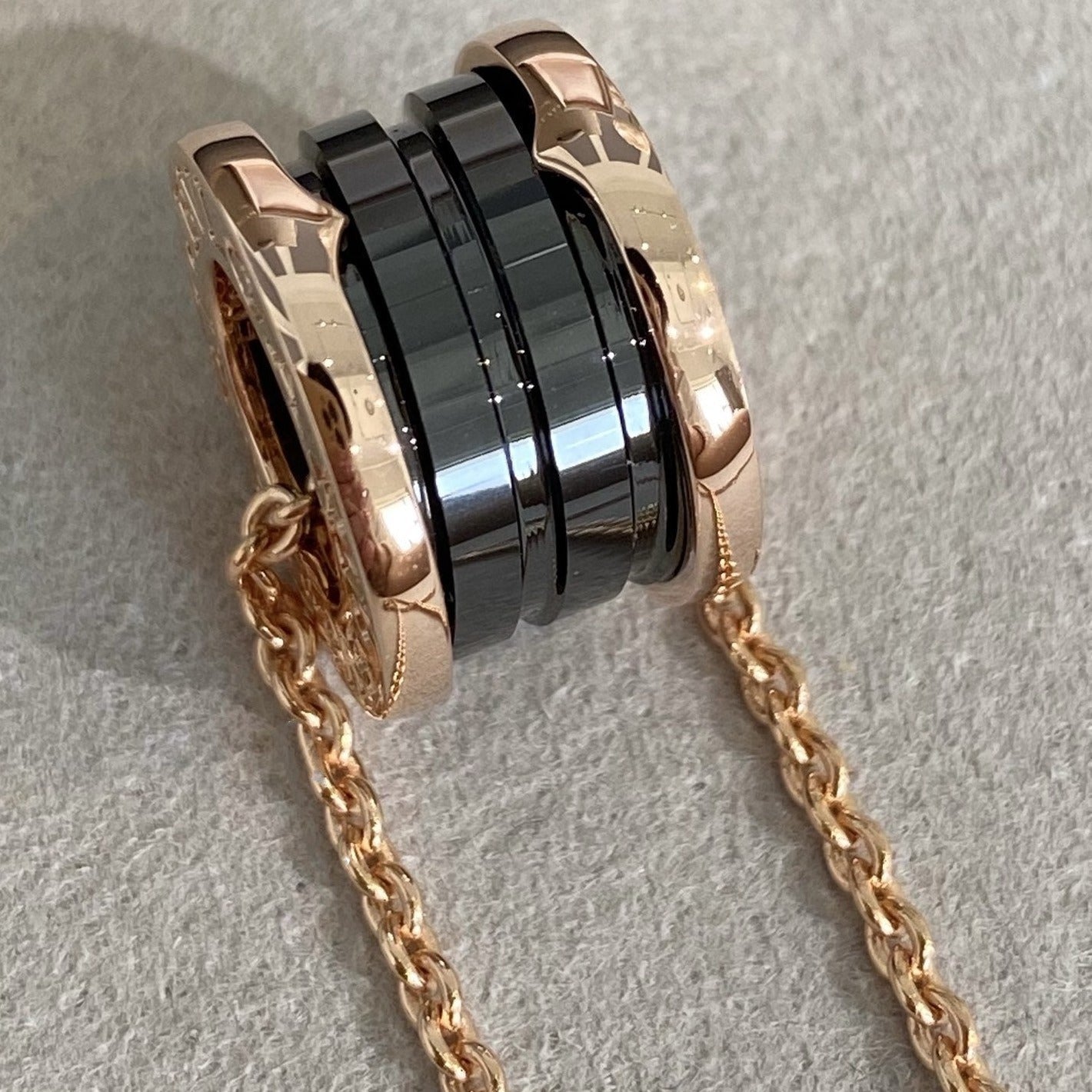 [Pearl Jewelrys]ZERO 1 BLACK CERAMIC PINK GOLD NECKLACE