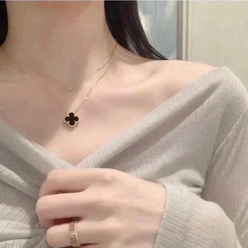 [Pearl Jewelrys]CLOVER 15MM BLACK ONYX SINGLE FLOWER NECKLACE