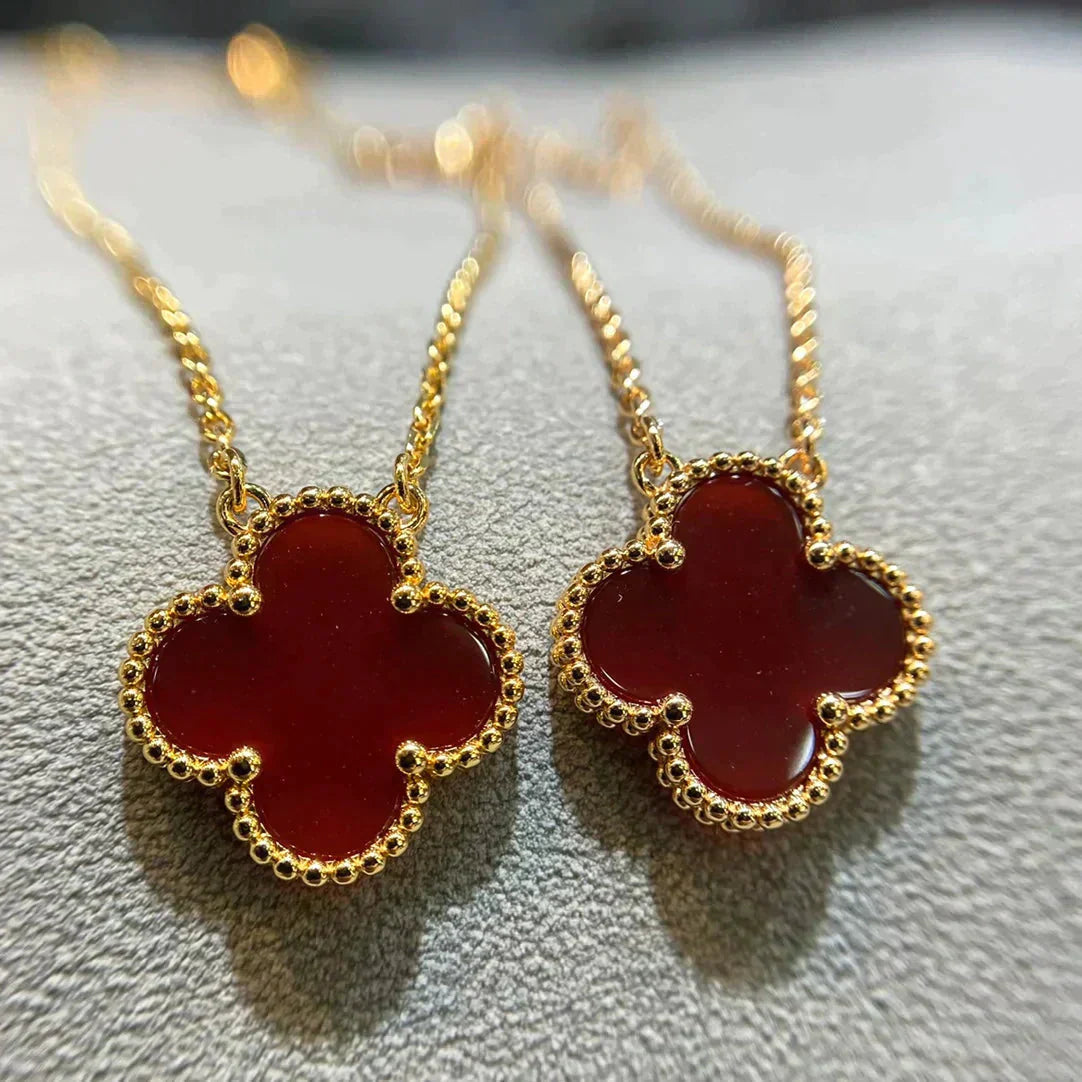 [Pearl Jewelrys]CLOVER 15MM CARNELIAN SINGLE FLOWER NECKLACE