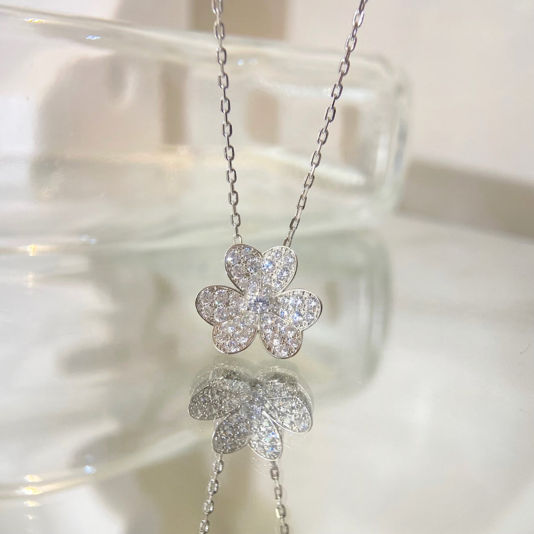[Pearl Jewelrys]FLOWER DIAMOND NECKLACE