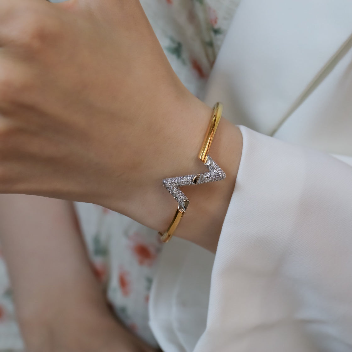 [Pearl Jewelrys]VOLTE UPSITE DOWN GOLD DIAMOND BRACELET