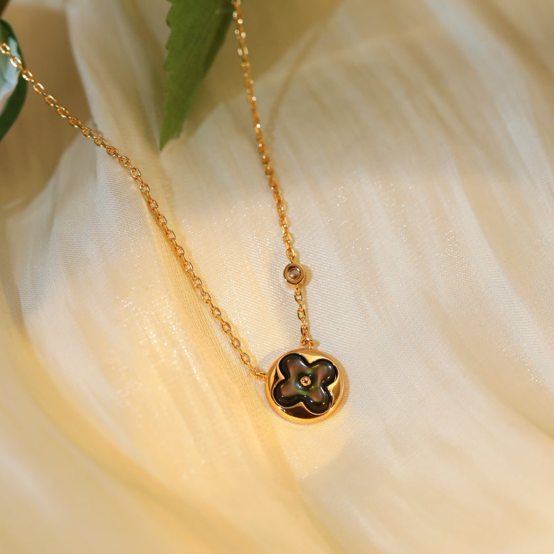 [Pearl Jewelrys]SUN PEDANT PINK GOLD 1 DIAMOND NECKLACE