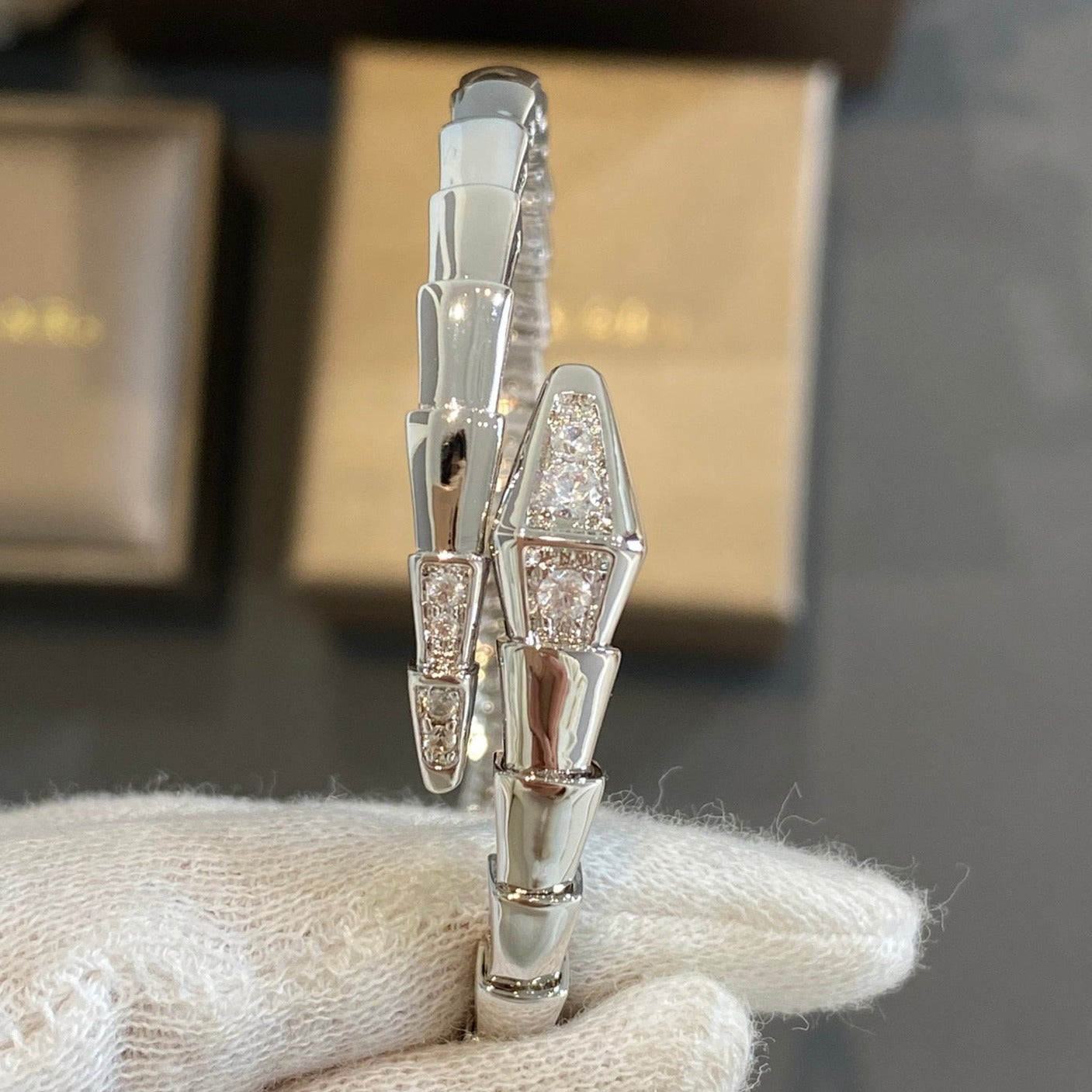 [Pearl Jewelrys]SERPENTI BRACELET DIAMONDS SILVER