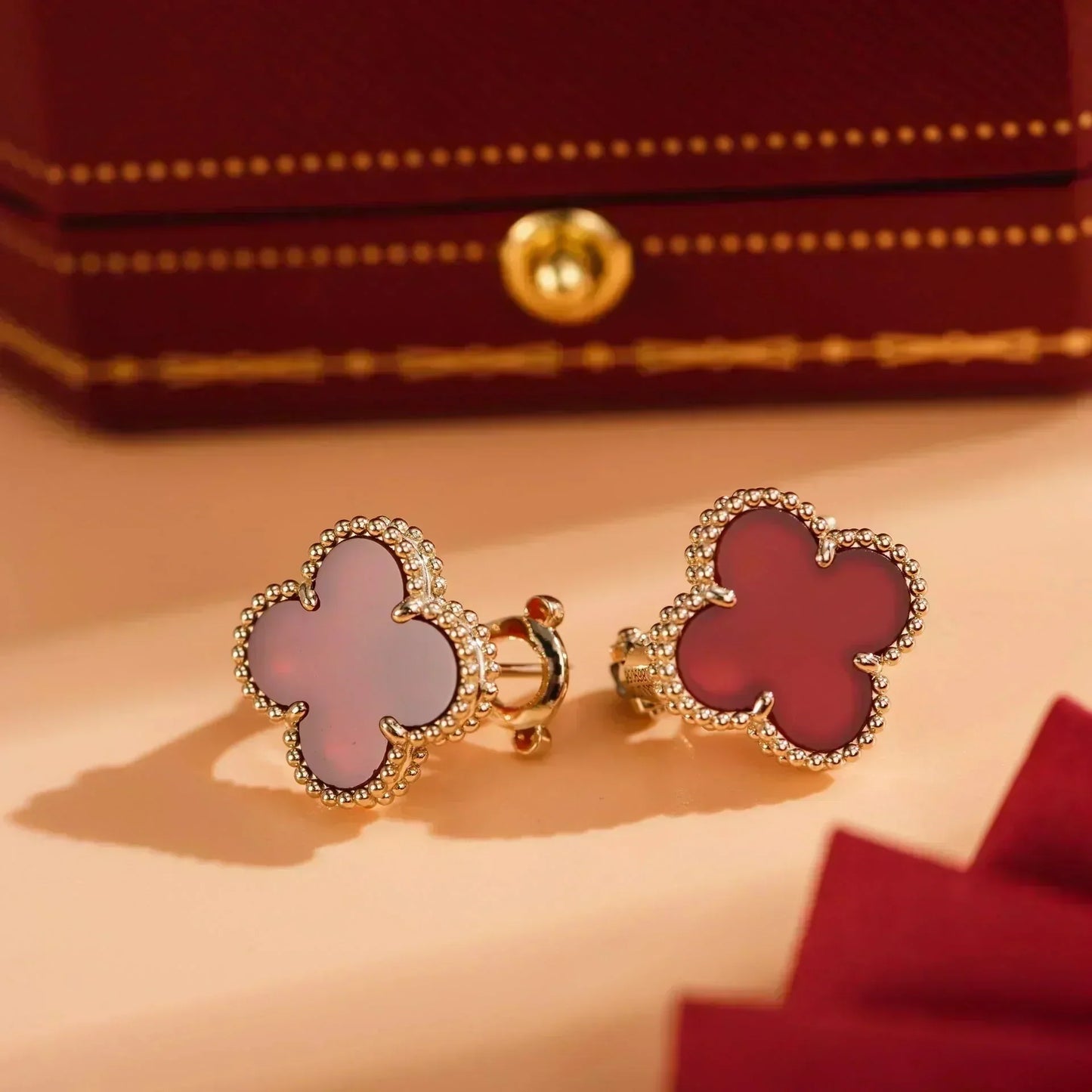 [Pearl Jewelrys]CLOVER MEDIUM 1 MOTIFS CARNELIAN  EARRINGS