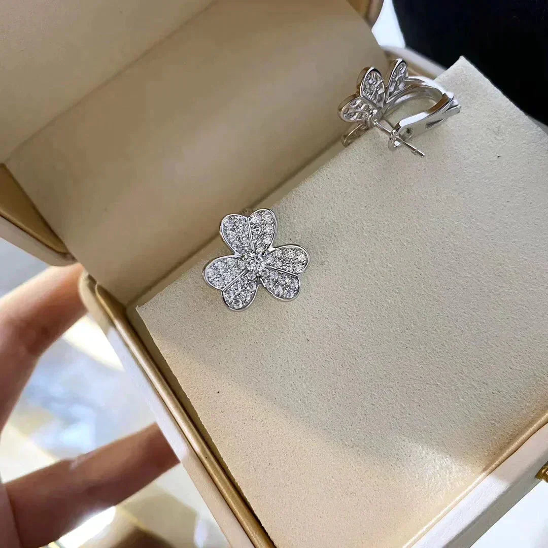 [Pearl Jewelrys]CLOVER COMOS DIAMOND EARRINGS SILVER