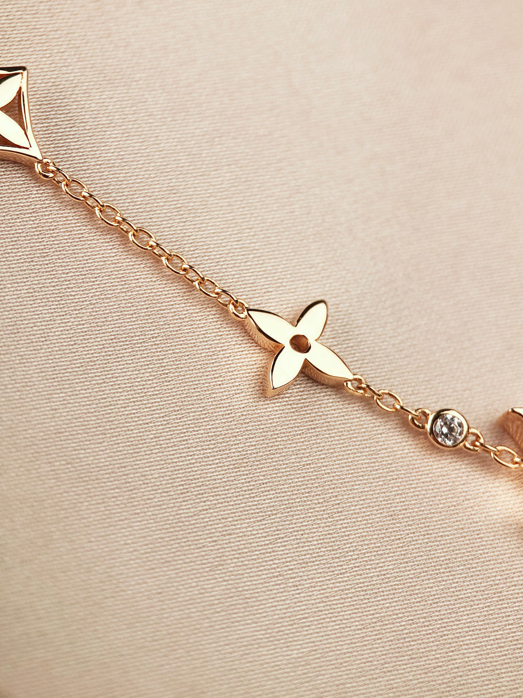 [Pearl Jewelrys]STAR AND SUN 7 MOTIFS GOLD BRACELET
