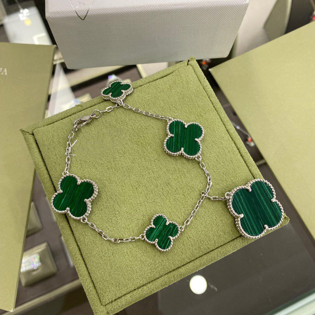 [Pearl Jewelrys]CLOVER 5 MOTIFS SIVLER MALACHITE BRACELET