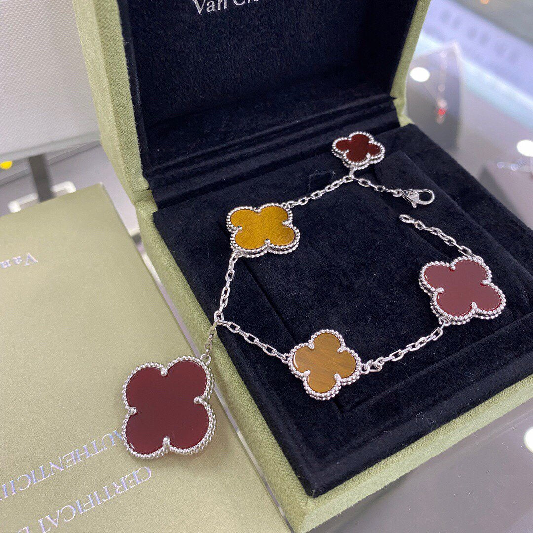[Pearl Jewelrys]CLOVER 5 MOTIFS SIVLER CARNELIAN TIGER EYE BRACELET