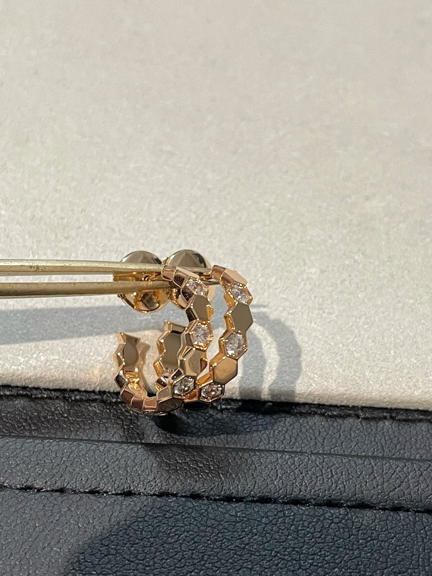 [Pearl Jewelrys]Hollow Design Four-Leaf Clover Flower Shape Ring