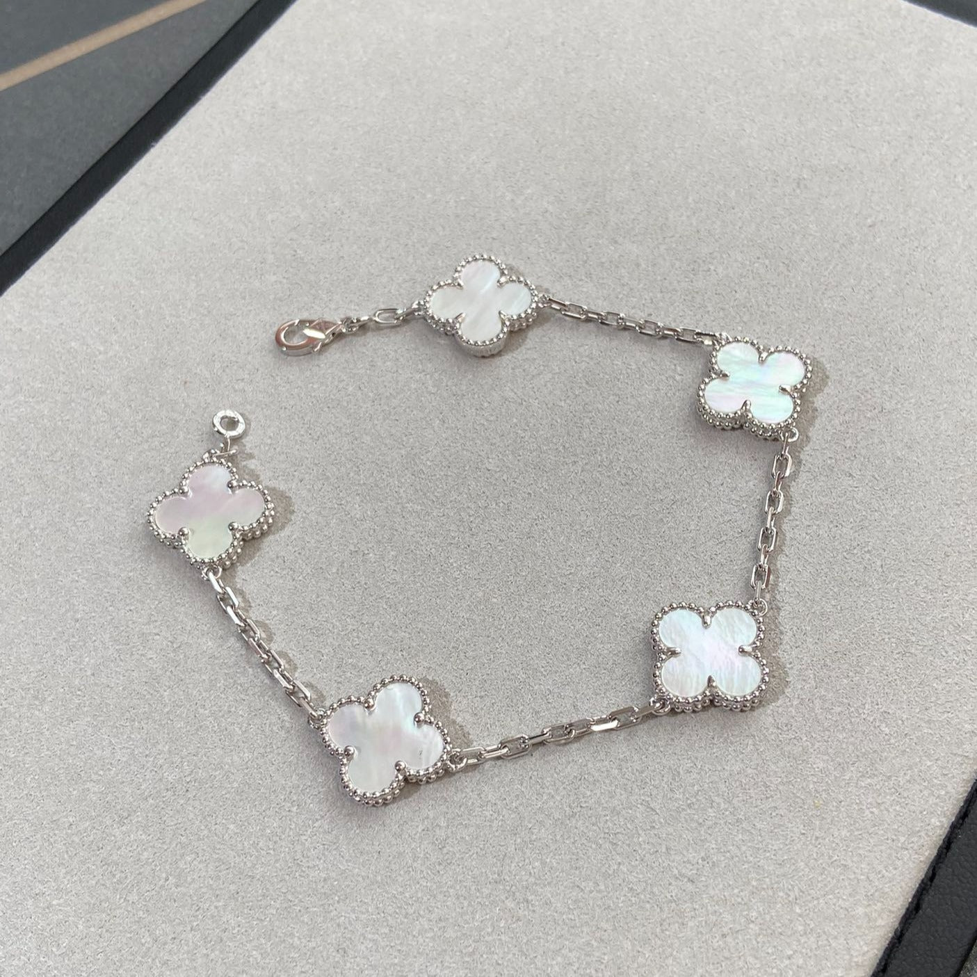 [Pearl Jewelrys]CLOVER SILVER MOP 5 MOTIF BRACELET