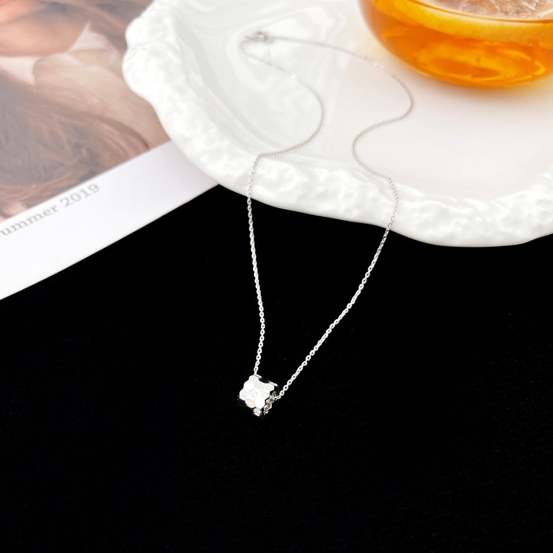 [Pearl Jewelrys]BEE MINI PEDANT DIAMOND NECKLACE