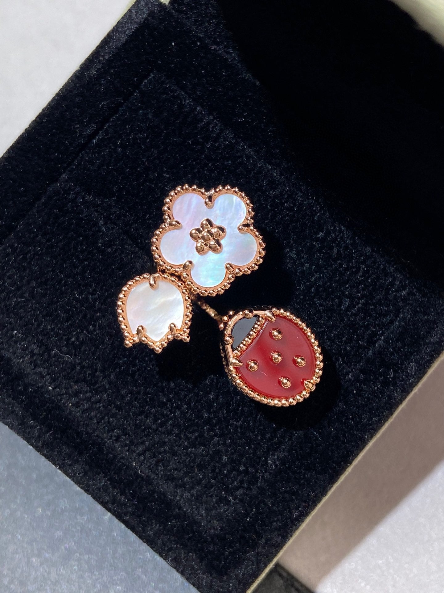 [Pearl Jewelrys]LUCKY 3 MOTIF ROSE GOLD RING
