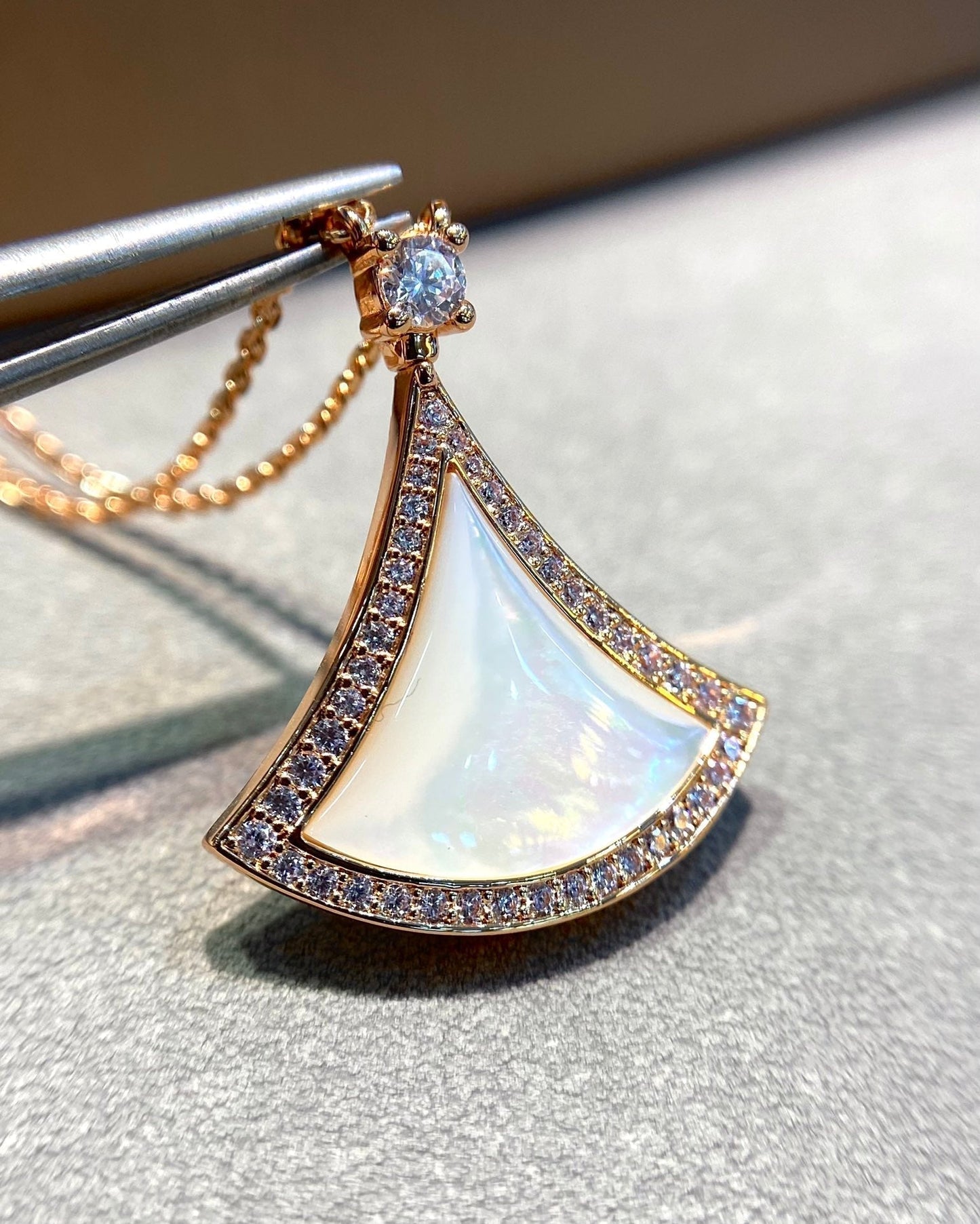 [Pearl Jewelrys]DREAM MOP DIAMOND PAVED PINK GOLD NECKLACE