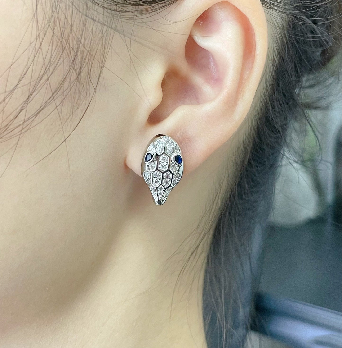 [Pearl Jewelrys]SERPENT DIAMOND STUD EARRINGS