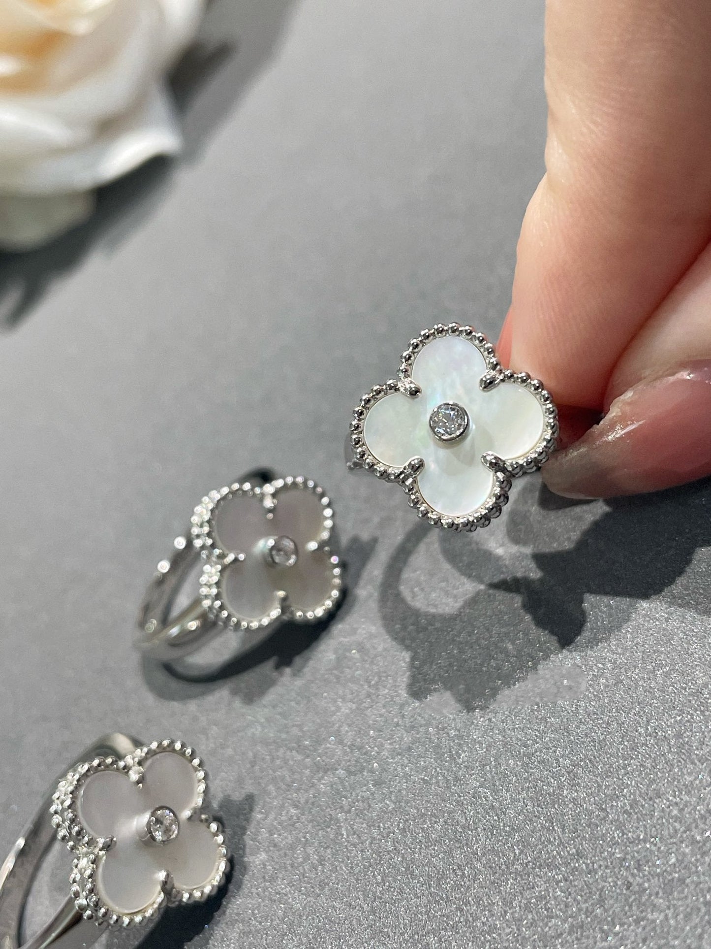 [Pearl Jewelrys]CLOVER SILVER MOP DIAMOND RING