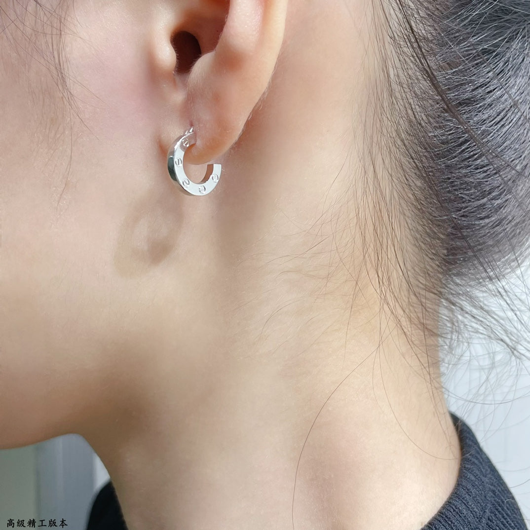 [Pearl Jewelrys]LOVE MINI EARRINGS