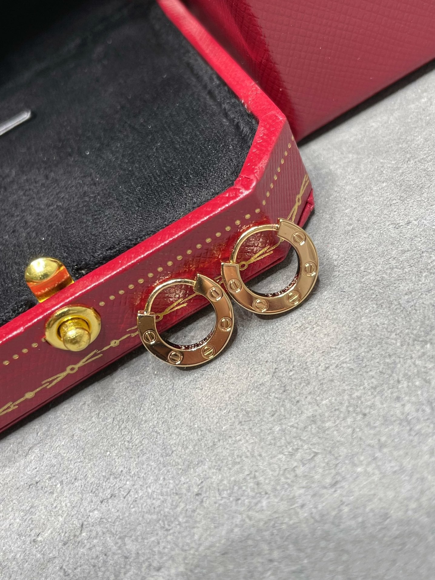 [Pearl Jewelrys]LOVE MINI EARRINGS