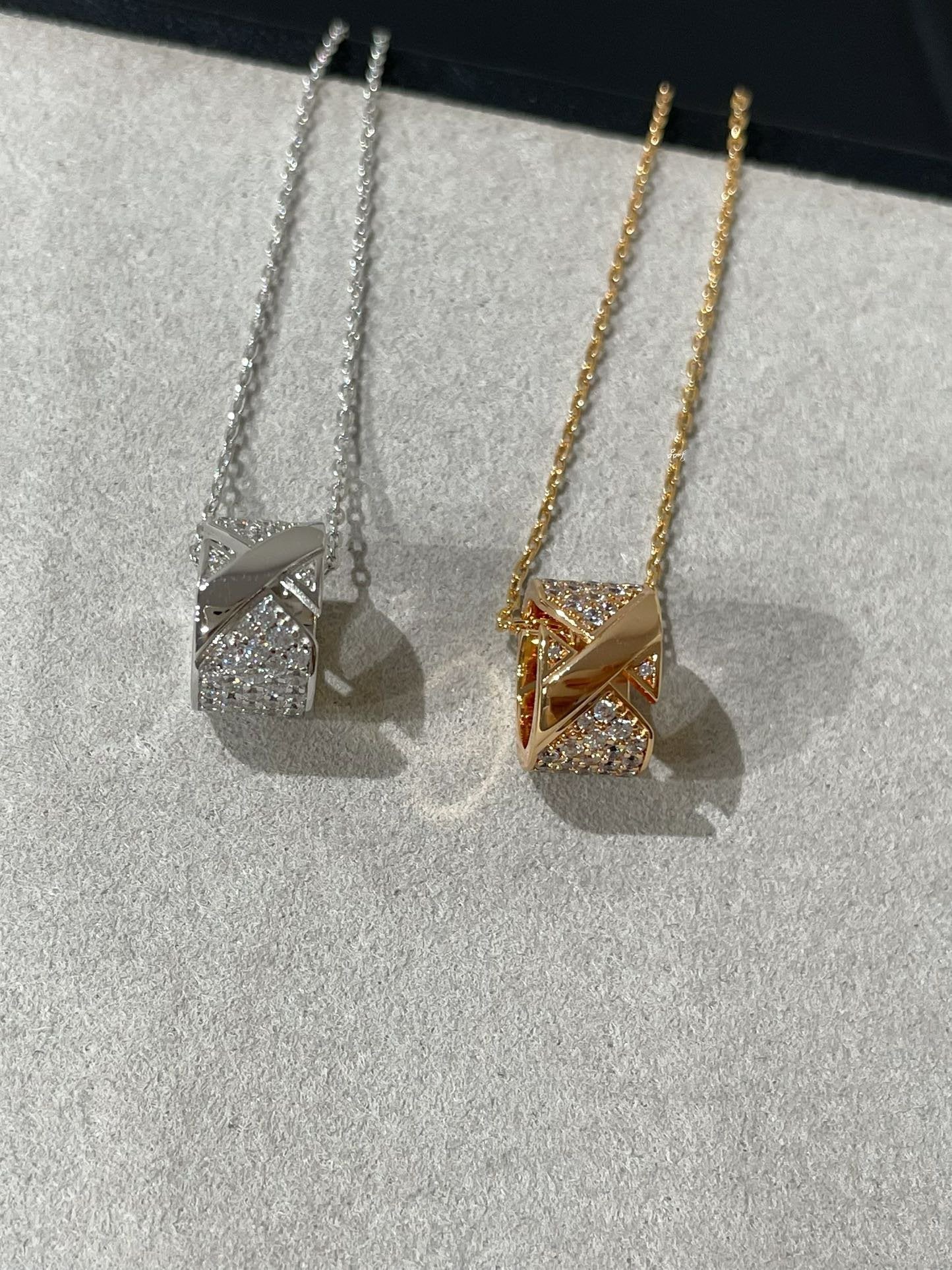 [Pearl Jewelrys]LIENS EVIDENCE DIAMOND PAVED NECKLACE
