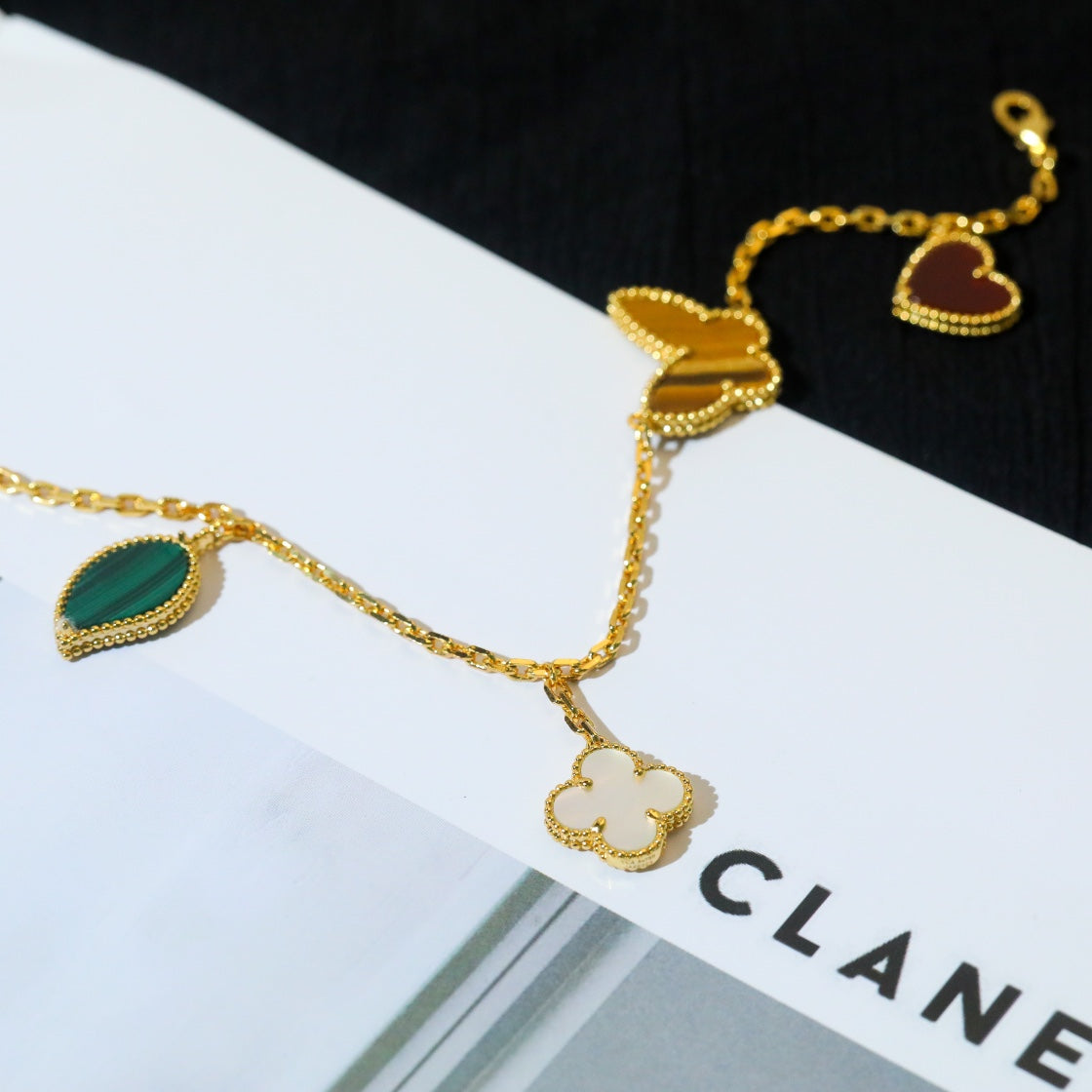 [Pearl Jewelrys]LUCKY SPRING 5 MOTIF GOLD BRACELET