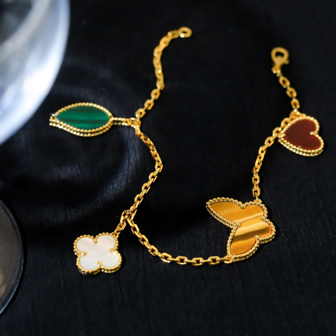 [Pearl Jewelrys]LUCKY SPRING 5 MOTIF GOLD BRACELET