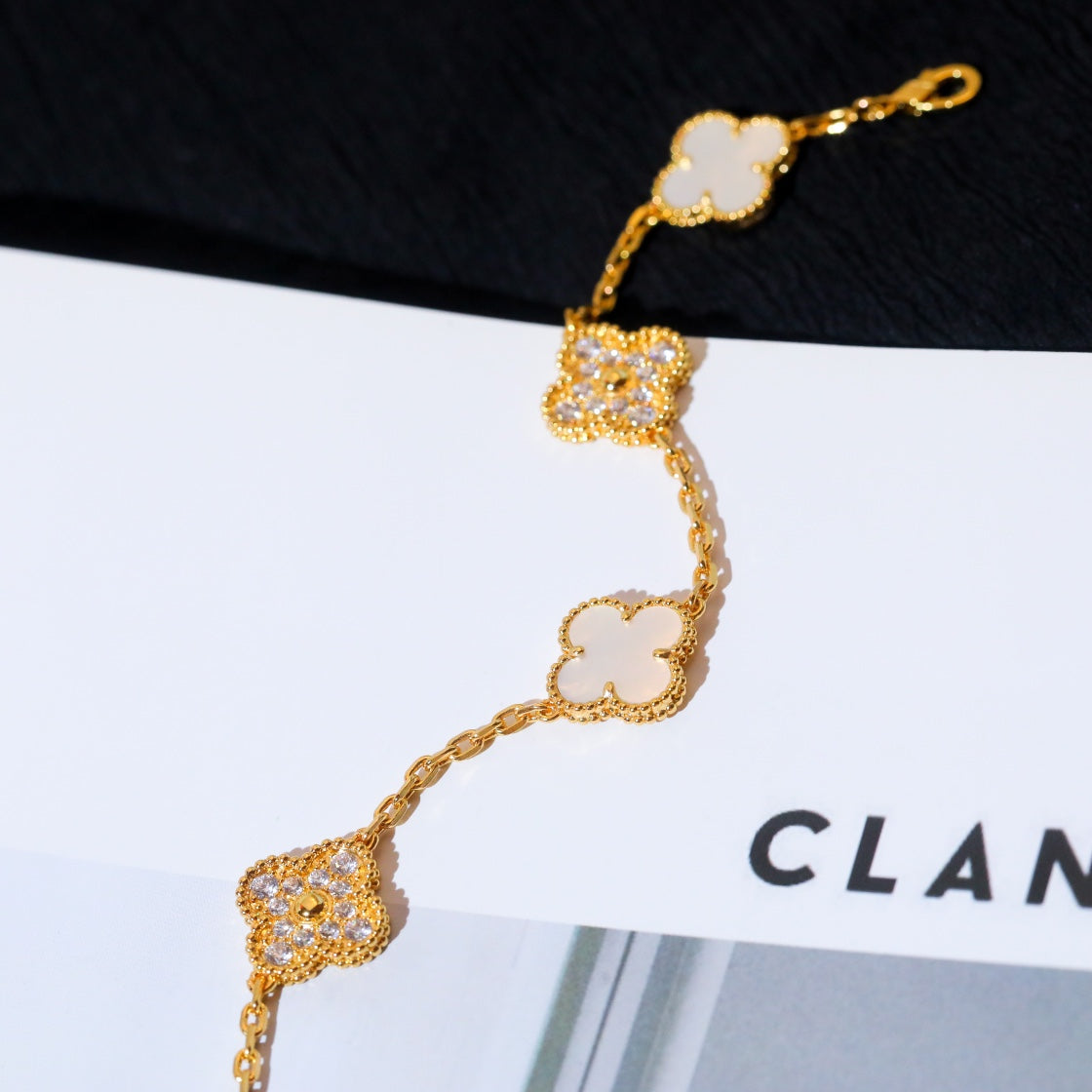 [Pearl Jewelrys]CLOVER BRACELET 5 MOTIF WHITE MOP DIAMOND