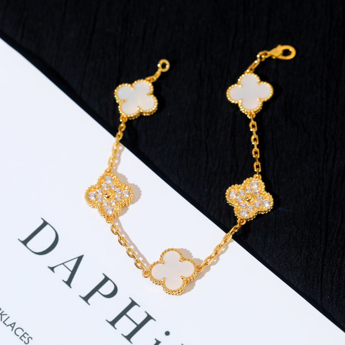 [Pearl Jewelrys]CLOVER BRACELET 5 MOTIF WHITE MOP DIAMOND