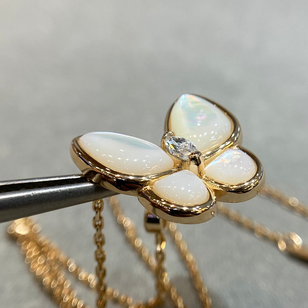 [Pearl Jewelrys]BUTTERFLY MOP DIAMOND NECKLACE