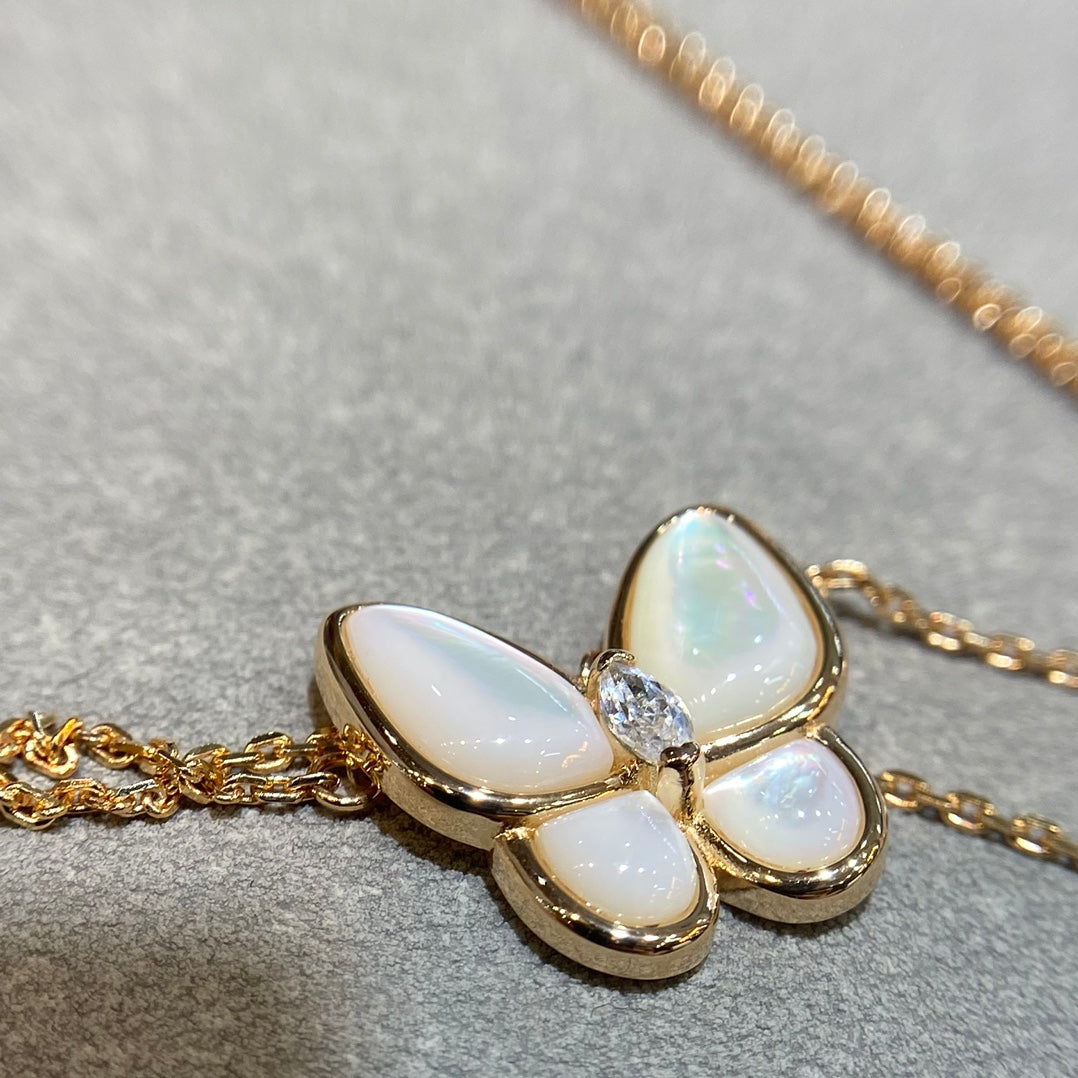 [Pearl Jewelrys]BUTTERFLY MOP DIAMOND NECKLACE