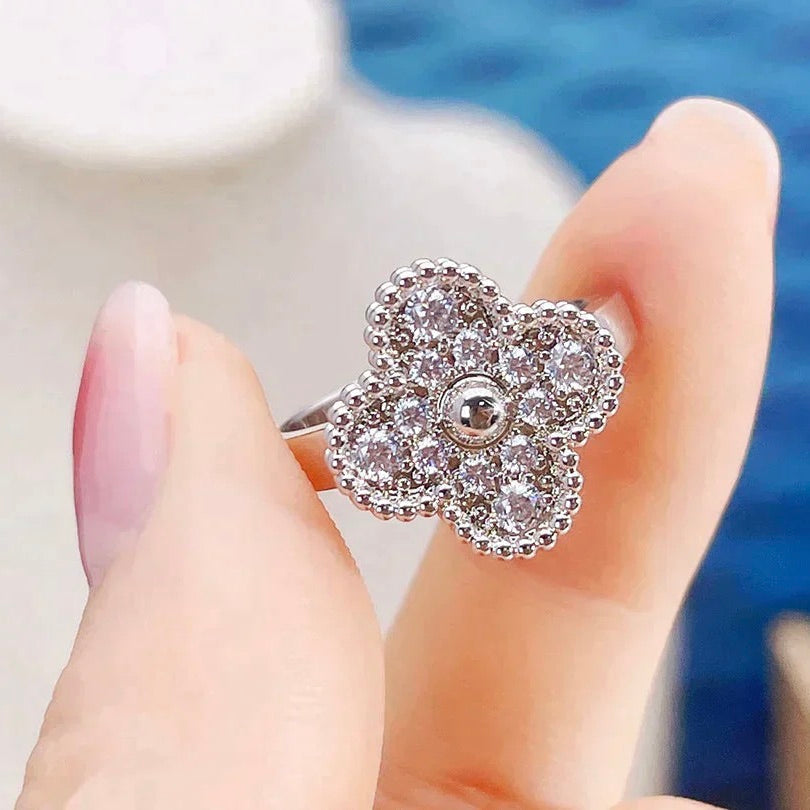 [Pearl Jewelrys]CLOVER DIAMOND RING