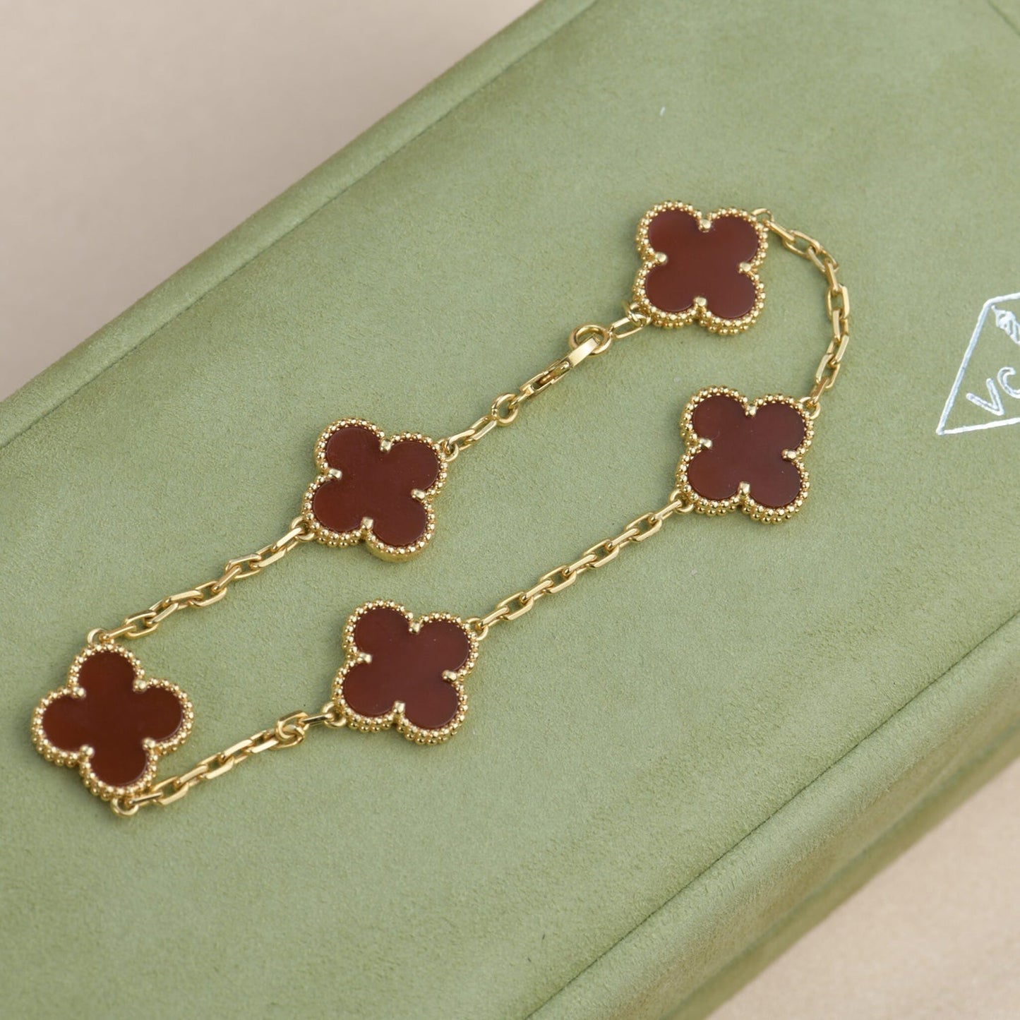[Pearl Jewelrys]CLOVER 5 MOTIFS RED AGATE  BRACELET