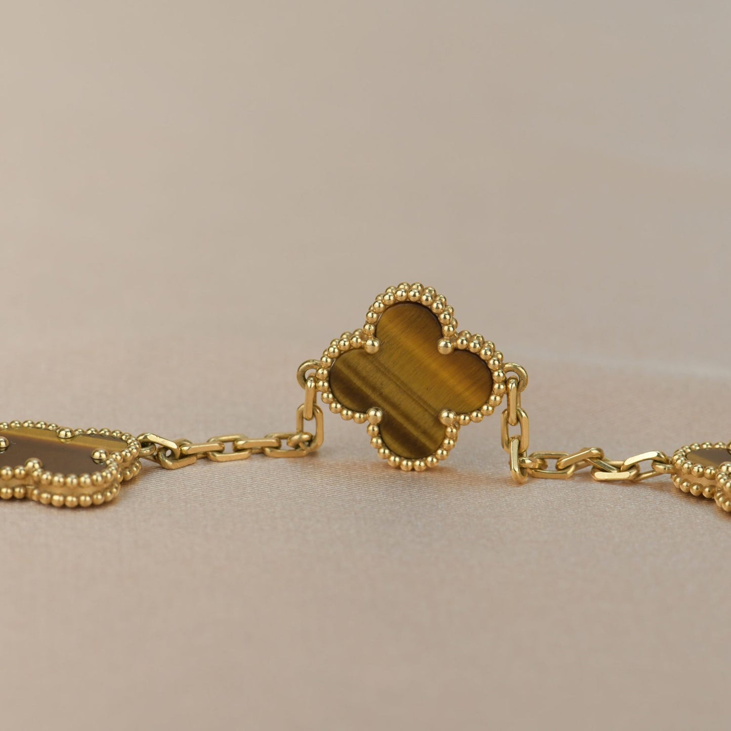 [Pearl Jewelrys]CLOVER  5 MOTIFS TIGER EYE BRACELET