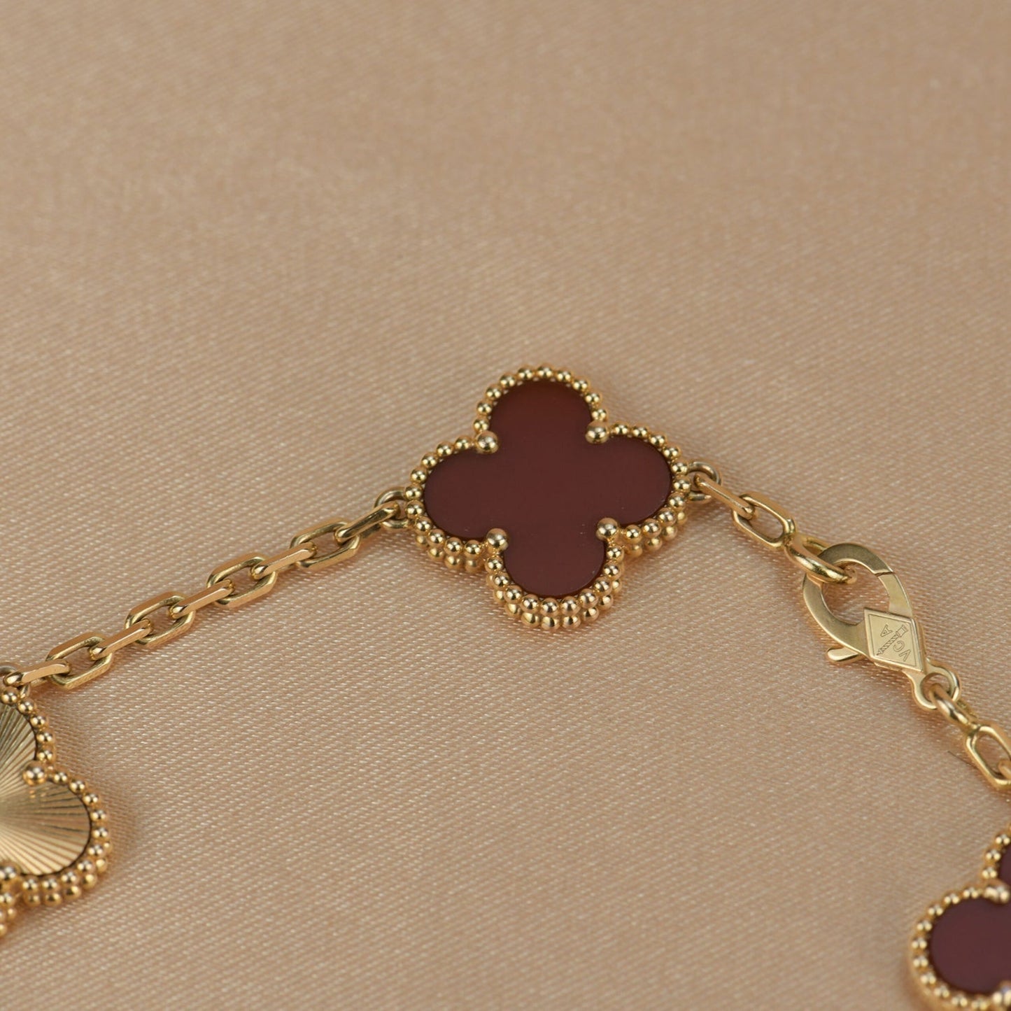 [Pearl Jewelrys]CLOVER  5 MOTIFS CARNELIAN GOLD BRACELET
