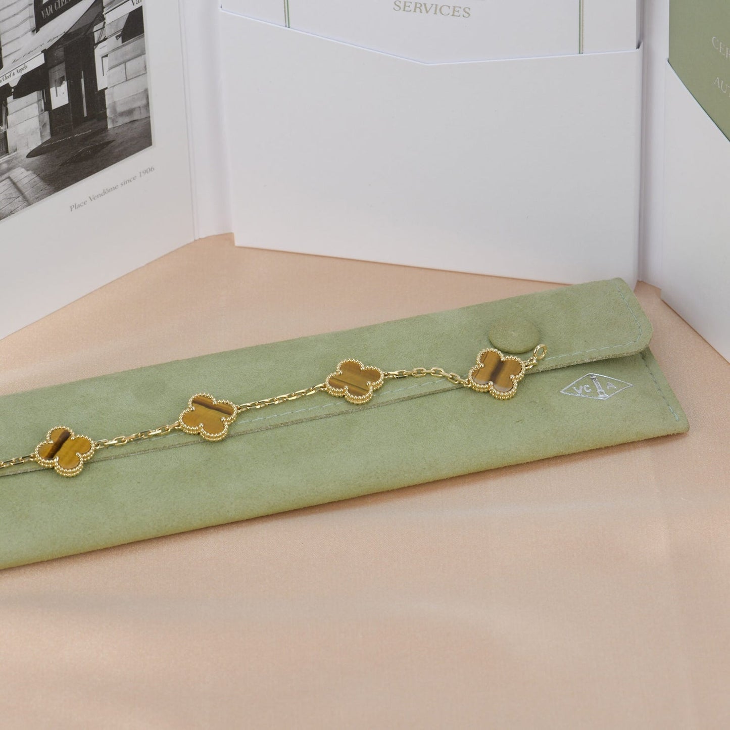 [Pearl Jewelrys]CLOVER  5 MOTIFS TIGER EYE BRACELET