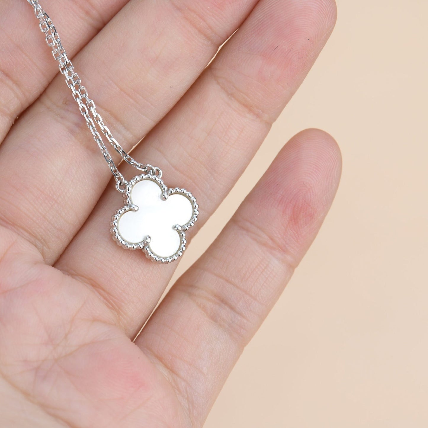 [Pearl Jewelrys]CLOVER  15MM WHITE MOTHER-OF-PEARL SILVER