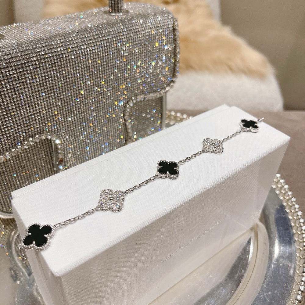 [Pearl Jewelrys]CLOVER 5 MOTIF ONYXS DIAMOND BRACELET SILVER