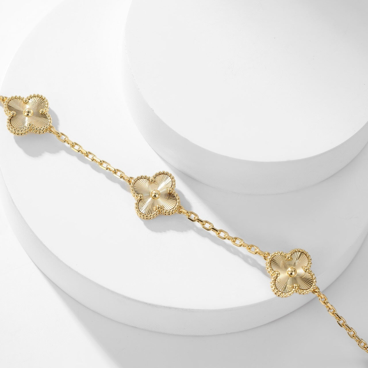 [Pearl Jewelrys]CLOVERS THE 10-MOTIFS LASER NECKLACE