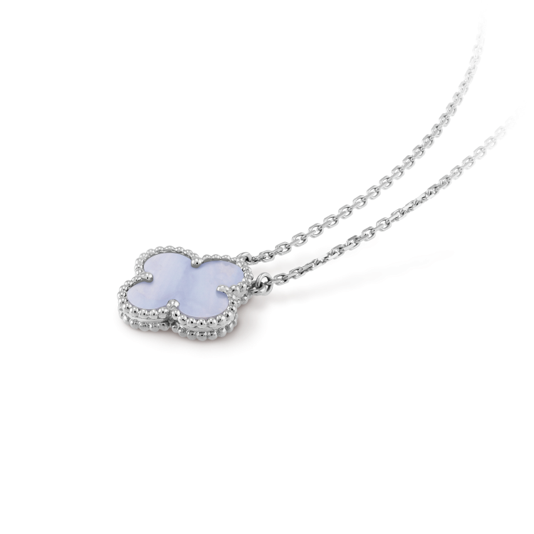 [Pearl Jewelrys]CLOVER 15MM BLUE CHALCEDONY NECKLACE SILVER