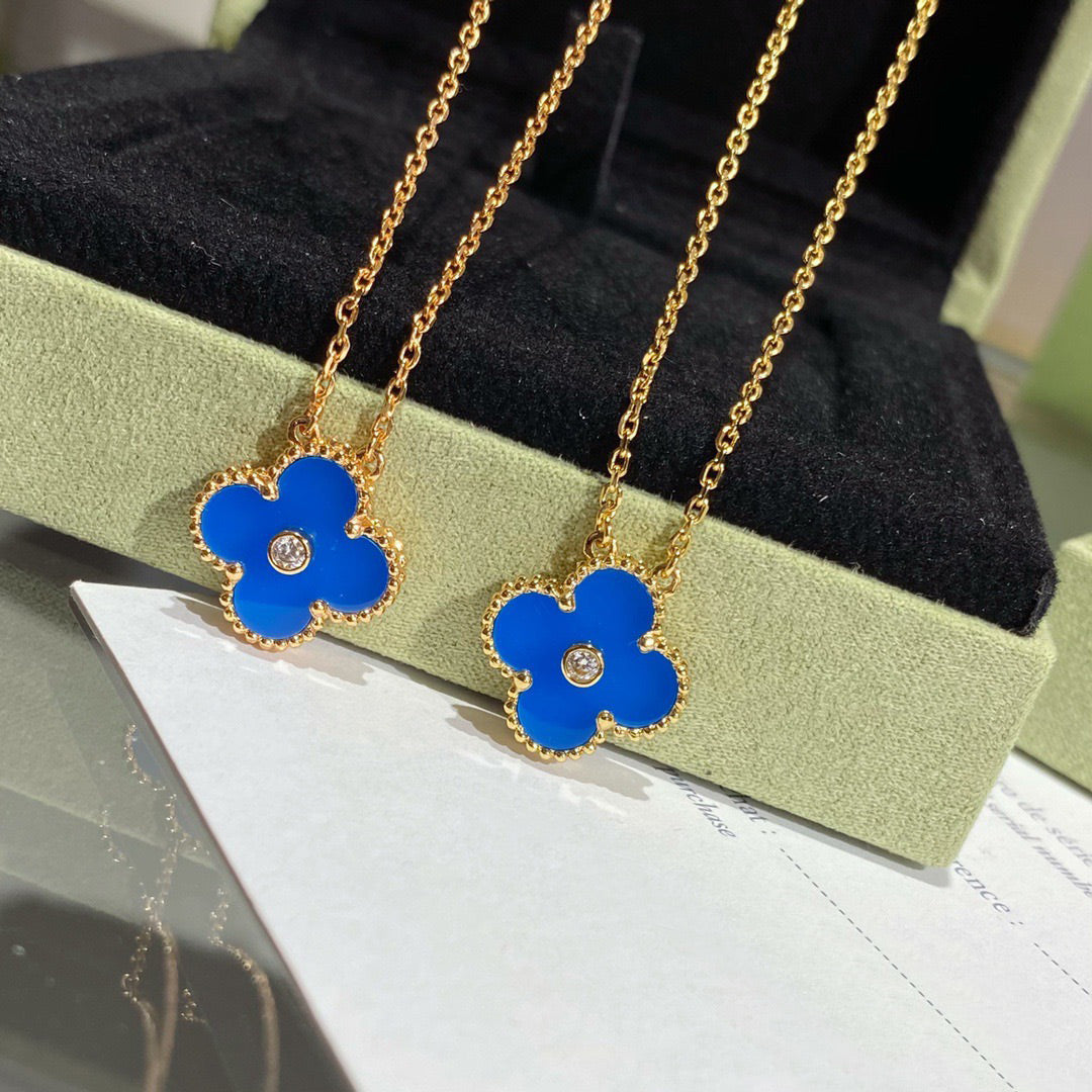 [Pearl Jewelrys]CLOVER 15MM DIAMOND AND BLUE AGATE NECKLACE