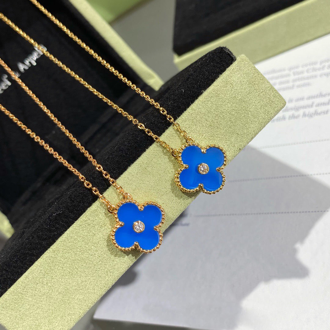 [Pearl Jewelrys]CLOVER 15MM DIAMOND AND BLUE AGATE NECKLACE
