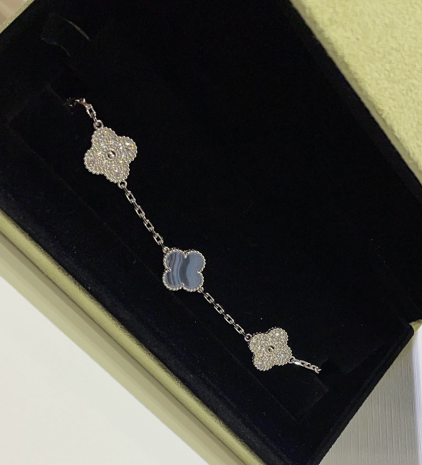 [Pearl Jewelrys]CLOVER  5 MOTIF DIAMOND PURPLE CHALCEDONY BRACELET SILVER